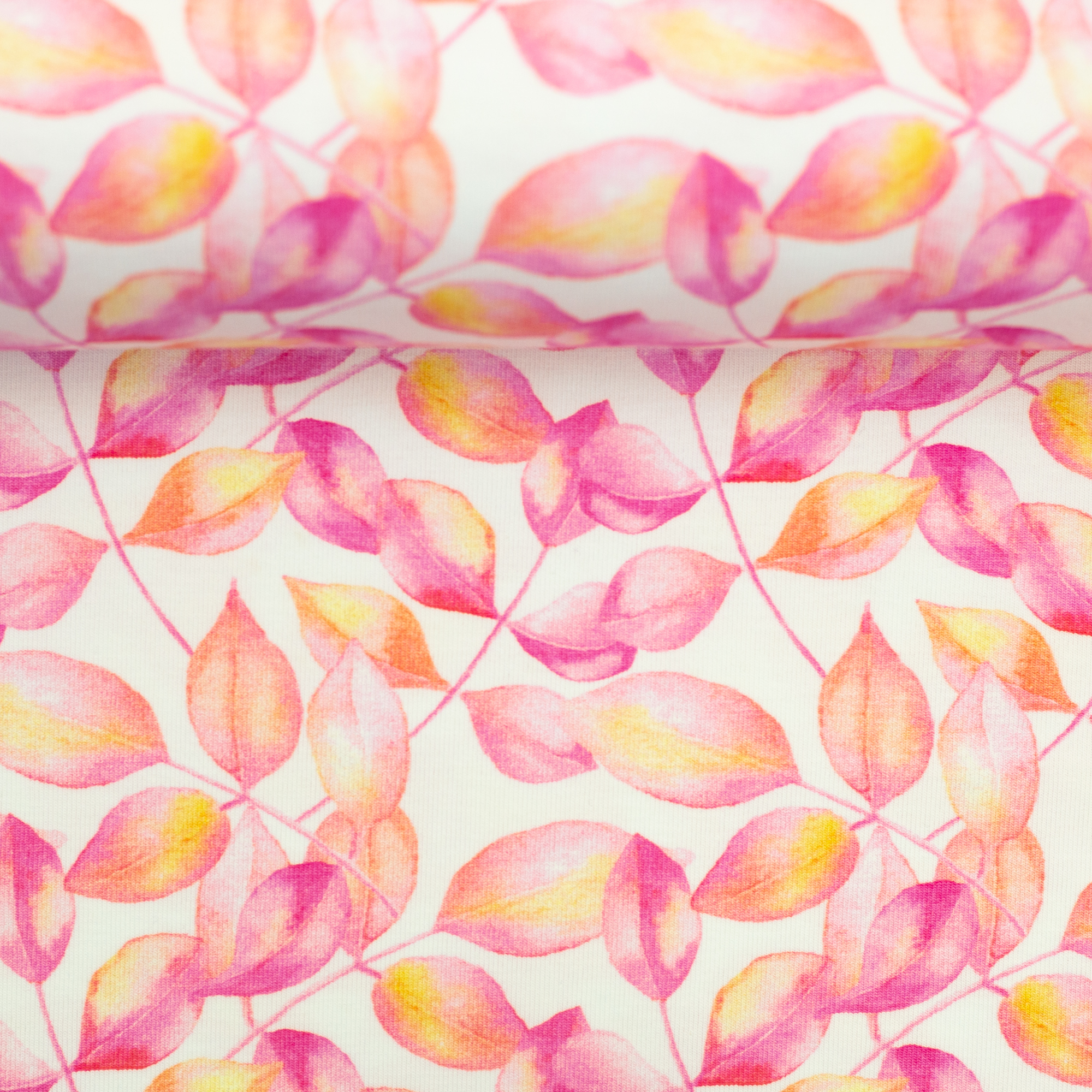 Soft pink leaves jersey